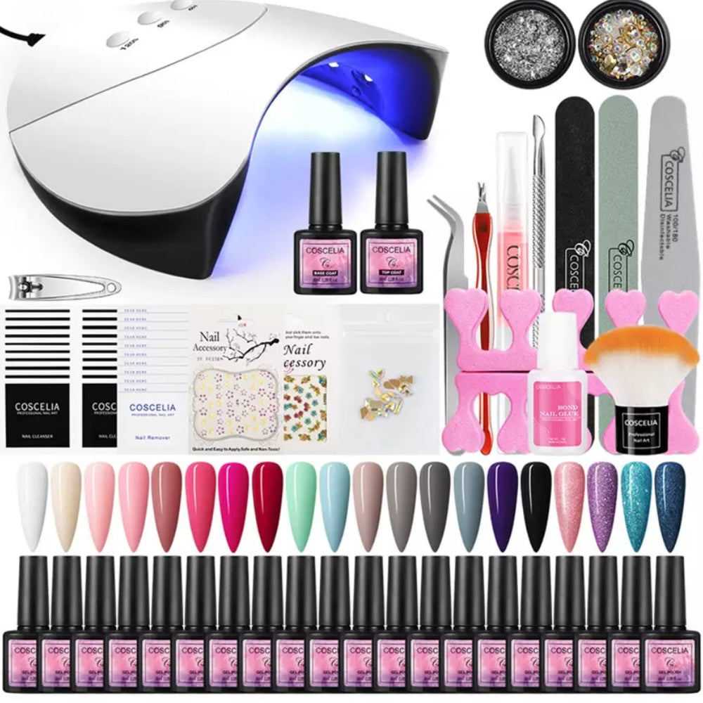 Maniküre-Set + UV/LED-Lampe