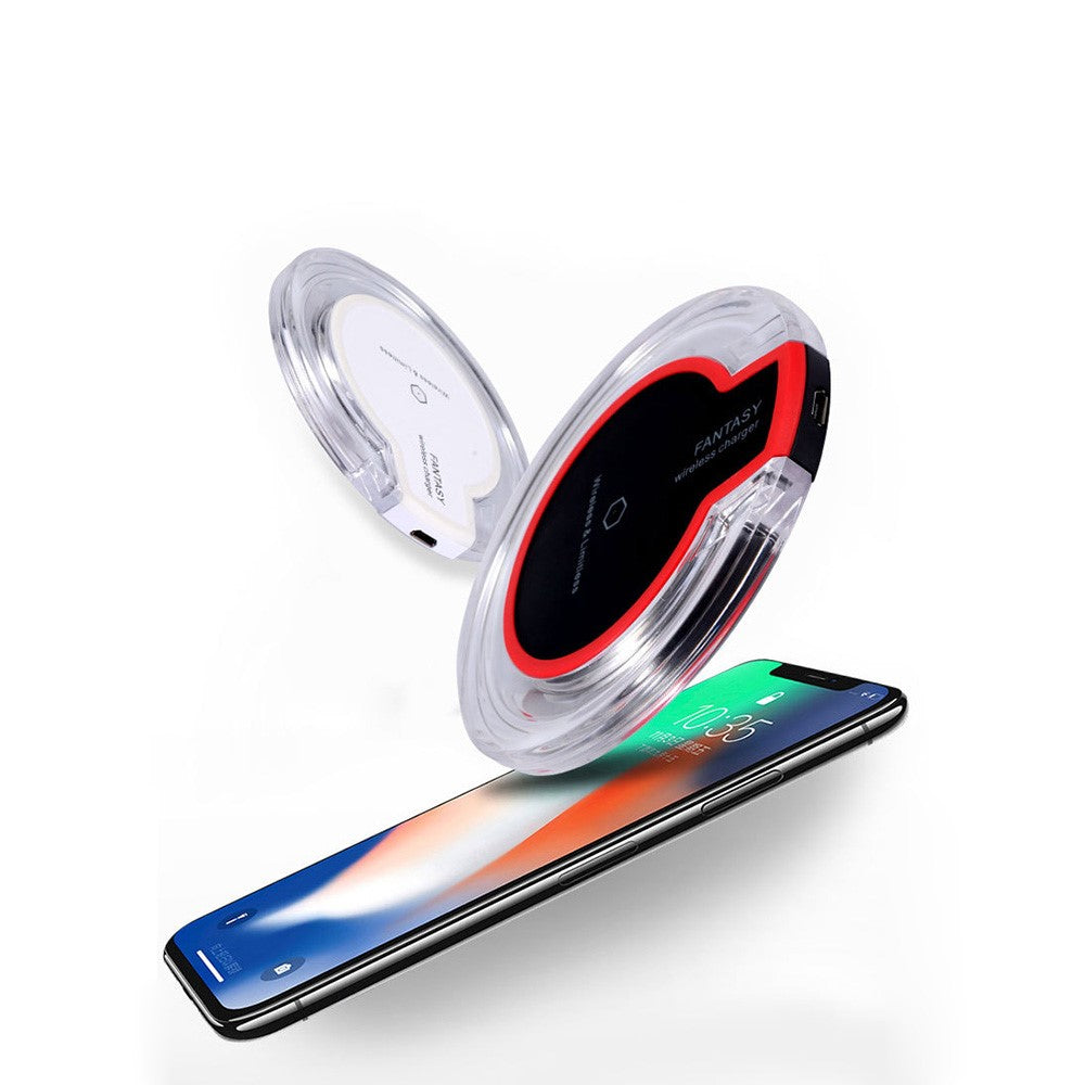 Kabelloses QI-Schnellladegerät für Mobiltelefone.